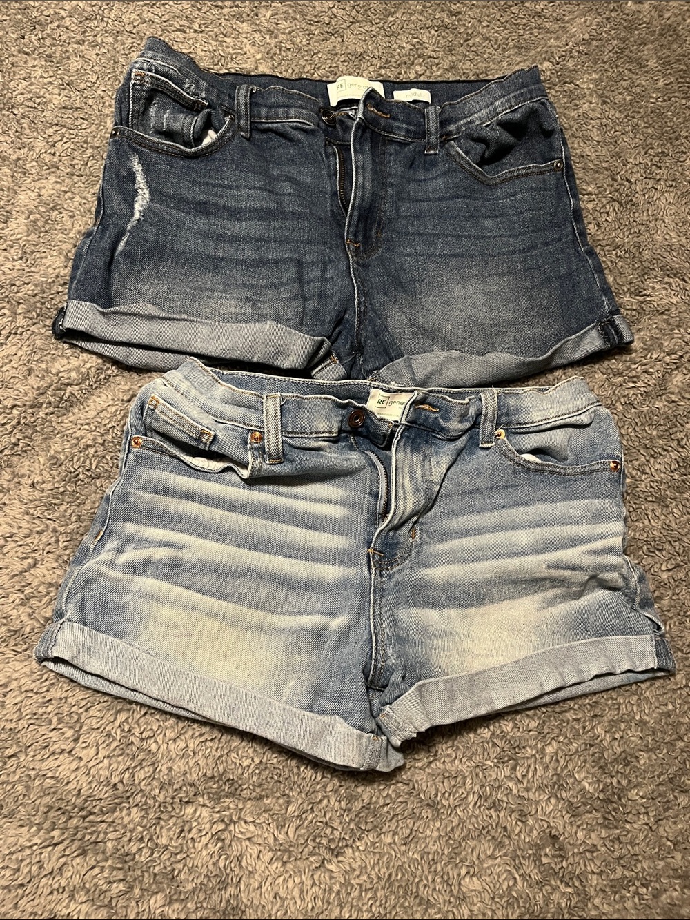 Celebrity Pink Women’s Denim Roll-Cuff Shorts Dark Blue & Light Blue size 13/31